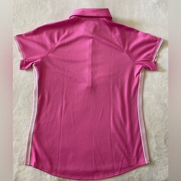 UNDER Armour Women’s Top Size Medium - Picture 5 of 7